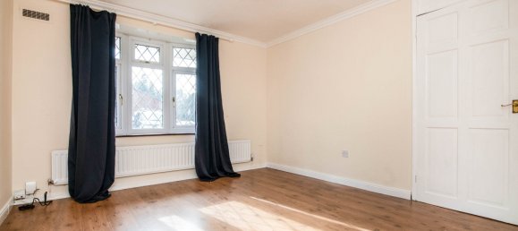 3 Schlafzimmer Haus in Dudley, United Kingdom, Nr. 2066 2