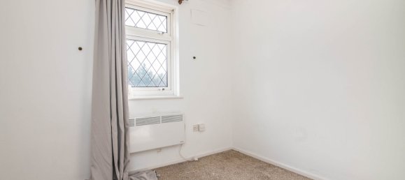 3 Schlafzimmer Haus in Dudley, United Kingdom, Nr. 2066 8