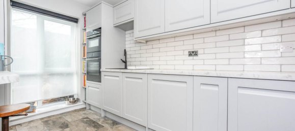 4 bedrooms Townhouse in Gravesend, United Kingdom No. 10571 7