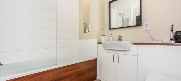 4 bedrooms Townhouse in Gravesend, United Kingdom No. 10571 11