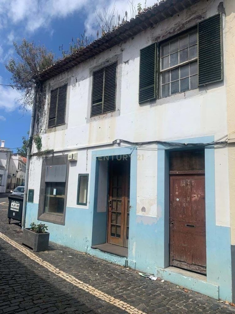 5 bedrooms Building in Machico, Portugal No. 128619