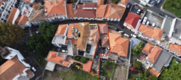 5 bedrooms Building in Machico, Portugal No. 128619 3