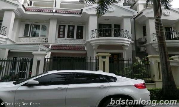 4 Schlafzimmer Villa in Tay Ho, Vietnam, Nr. 6285