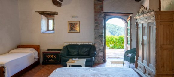 4 bedrooms House in Lucca, Italy No. 234576 30