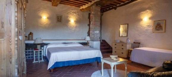 4 bedrooms House in Lucca, Italy No. 234576 28