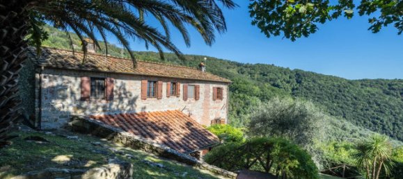 4 bedrooms House in Lucca, Italy No. 234576 42