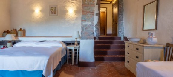 4 bedrooms House in Lucca, Italy No. 234576 27