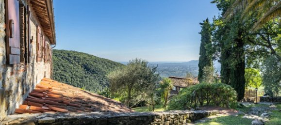 4 bedrooms House in Lucca, Italy No. 234576 45