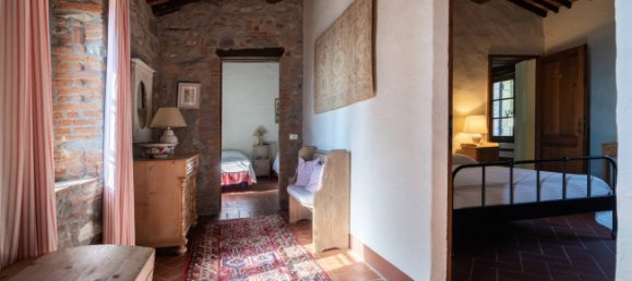 4 bedrooms House in Lucca, Italy No. 234576 15