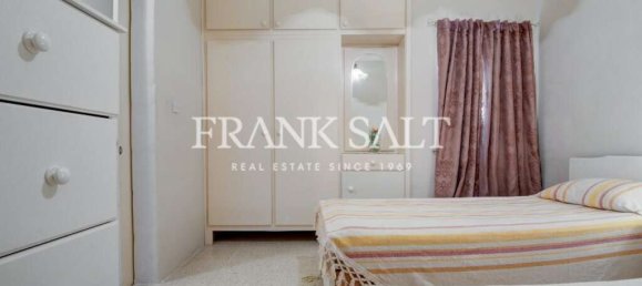 2 bedrooms Apartment in Marsalforn, Malta No. 87 18