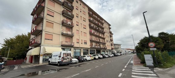 26m² Commercial property in Mira, Italy No. 326761 6