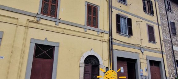 5-salle Appartement à Piglio, Italy No. 51613 3