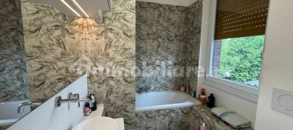 3 bedrooms Apartment in Milan, Italy No. 352250 7
