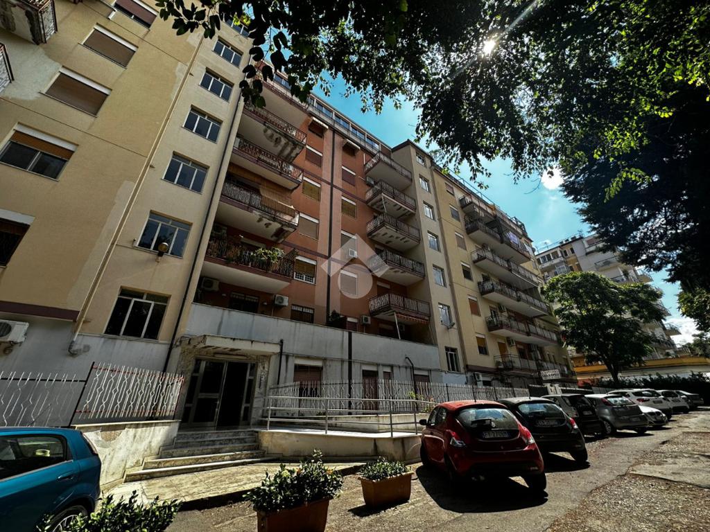 3 Schlafzimmer Wohnung in Palermo, Italy, Nr. 314434