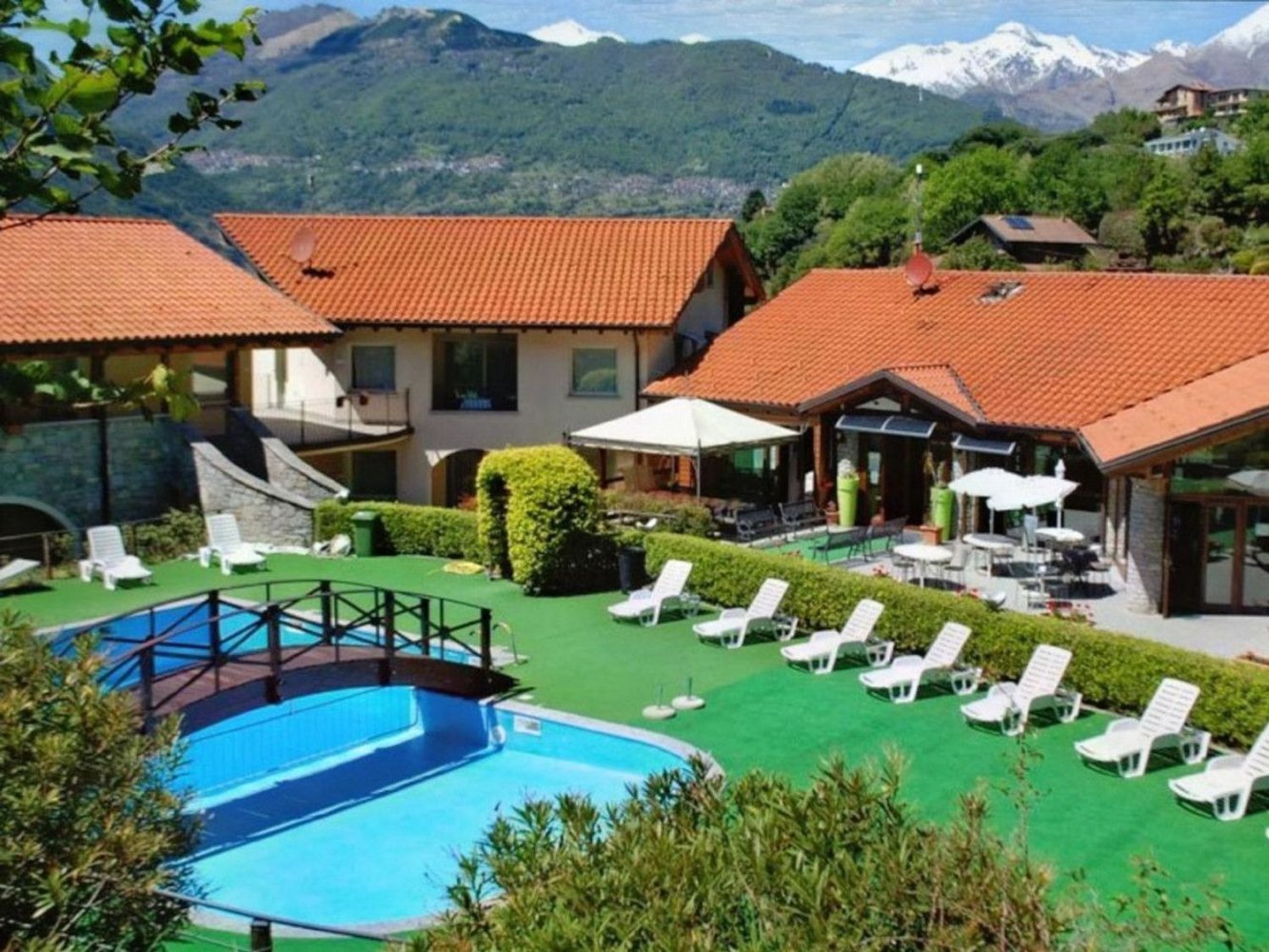 Gebäude in Dorio, Italy 4180m², Nr. 385485