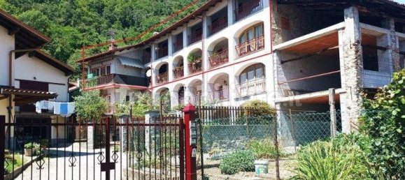 3 bedrooms Apartment in Borgofranco d'Ivrea, Italy No. 315225 2