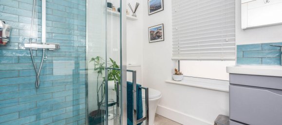 4 Schlafzimmer Haus in Gravesend, United Kingdom, Nr. 10516 15