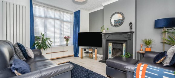 4 Schlafzimmer Haus in Gravesend, United Kingdom, Nr. 10516 2