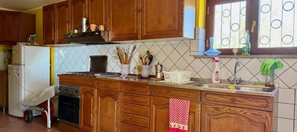 Casa de 2 habitaciónes en Genazzano, Italy No. 37601 6