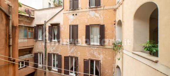 2 Schlafzimmer Wohnung in Rome, Italy, Nr. 222539 9
