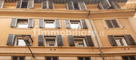 2 Schlafzimmer Wohnung in Rome, Italy, Nr. 222539 4
