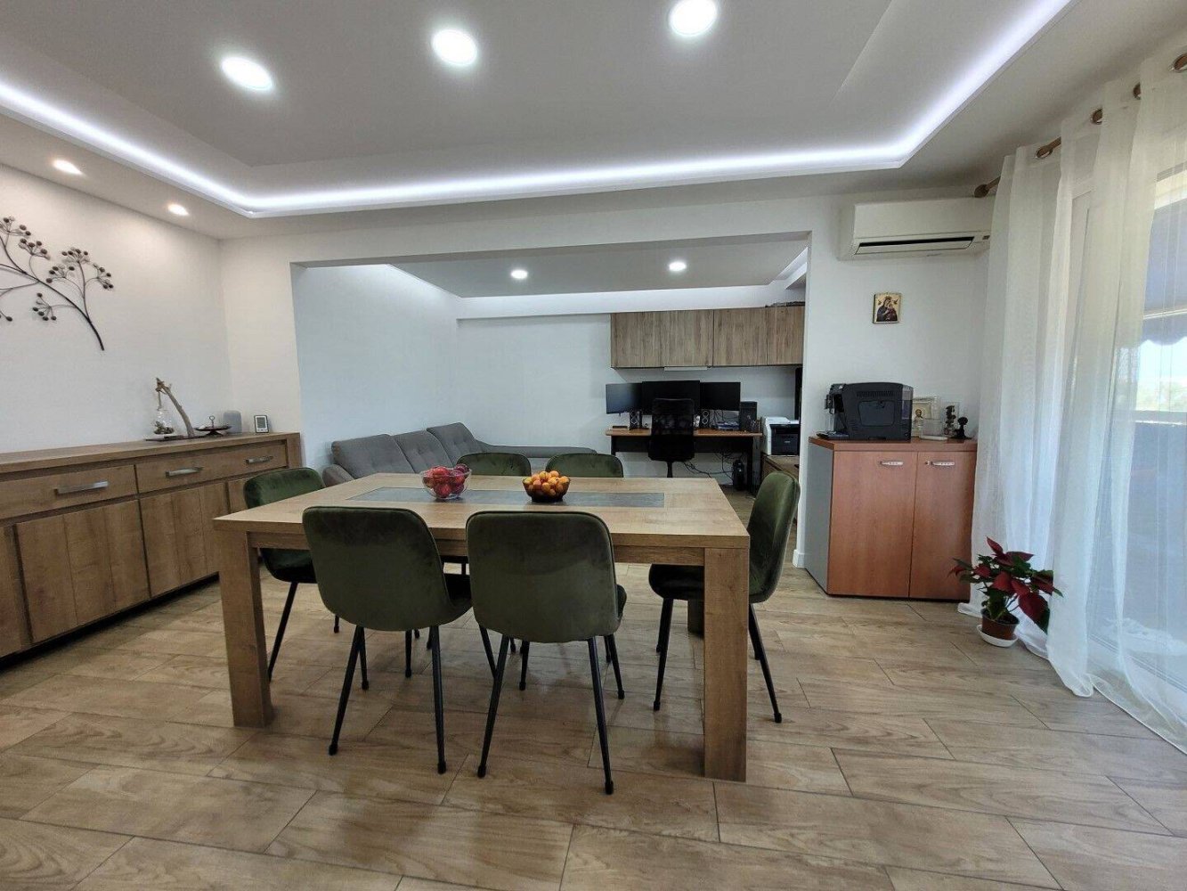 3 bedrooms Apartment in Saint-Laurent-du-Var, France No. 329248