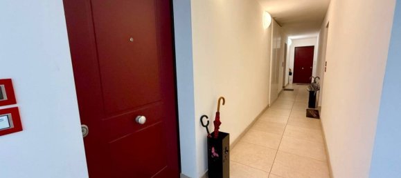 1 bedroom Apartment in Trieste, Italy No. 374823 5