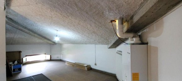 6 rooms Apartment in Capannori, Italy No. 274035 15