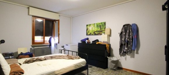 6 rooms Apartment in Capannori, Italy No. 274035 7