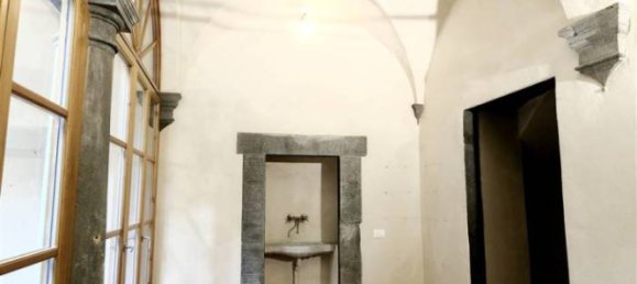 3 rooms Commercial property in San Casciano in Val di Pesa, Italy No. 35171 9