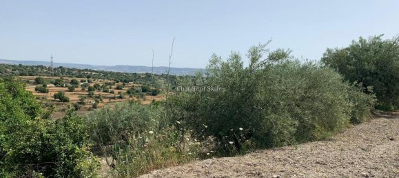 Дом с 3 комнатами в Модика, Италия № 238251 2