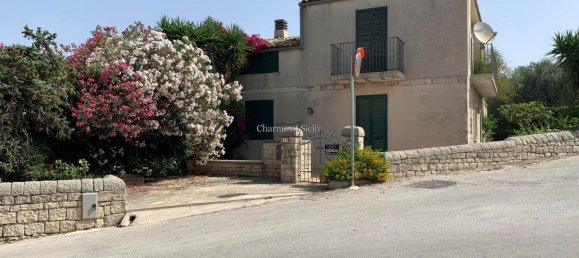 Дом с 3 комнатами в Модика, Италия № 238251 8