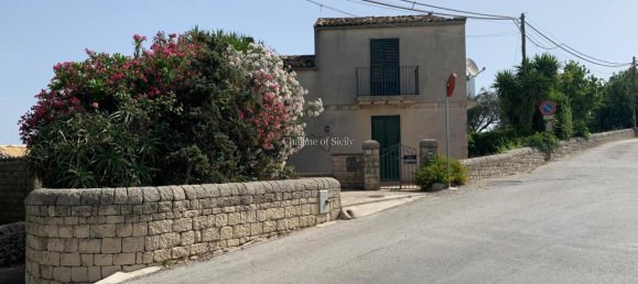 Дом с 3 комнатами в Модика, Италия № 238251 9