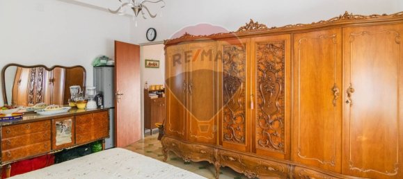 Villa de 4 dormitorios en Adrano, Italy No. 73926 26