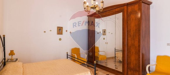 Villa de 4 dormitorios en Adrano, Italy No. 73926 11