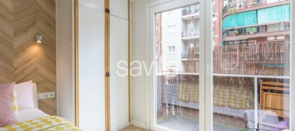 Apartamento de 4 dormitorios en Eixample, Spain No. 182340 14