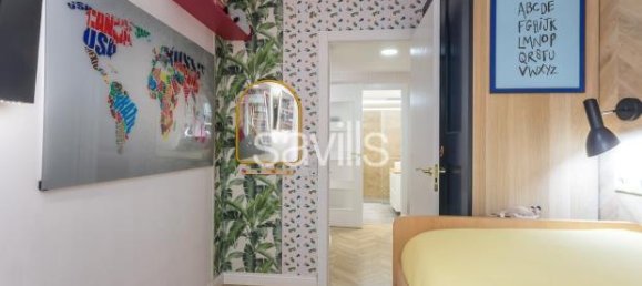 Apartamento de 4 dormitorios en Eixample, Spain No. 182340 17