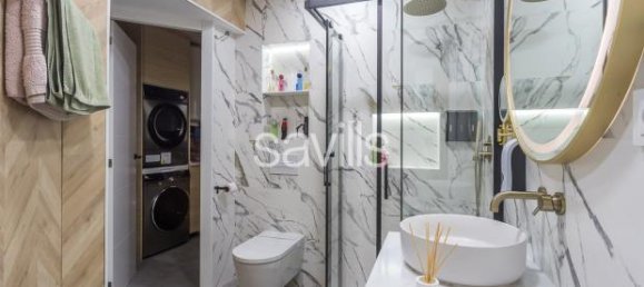 Apartamento de 4 dormitorios en Eixample, Spain No. 182340 27