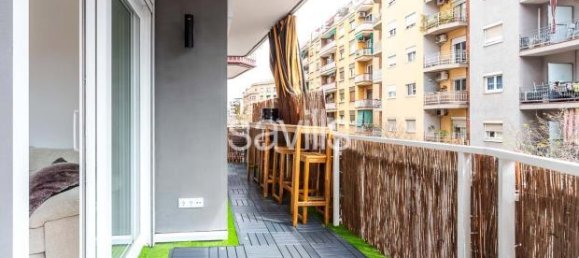 Apartamento de 4 dormitorios en Eixample, Spain No. 182340 2