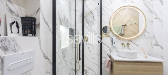 Apartamento de 4 dormitorios en Eixample, Spain No. 182340 30