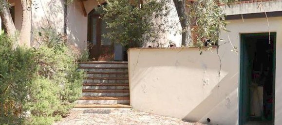 13 rooms Villa in Imperia, Italy No. 36209 2