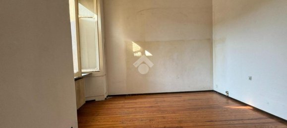 4-salle Appartement à Verzuolo, Italy No. 24713 12