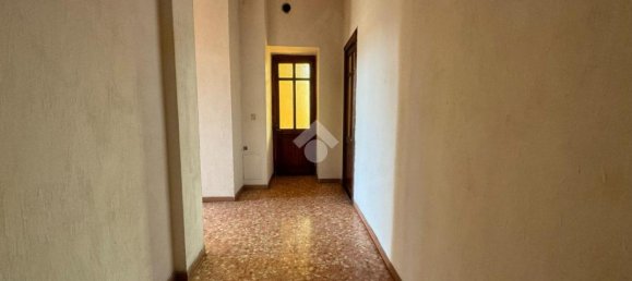 4-salle Appartement à Verzuolo, Italy No. 24713 3