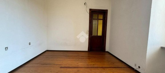 4-salle Appartement à Verzuolo, Italy No. 24713 13