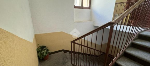 4-salle Appartement à Verzuolo, Italy No. 24713 16