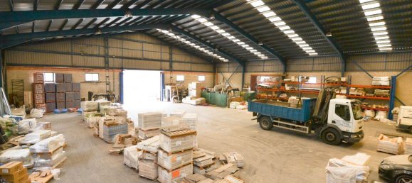 949m² Commercial property in Navalcarnero, Spain No. 111703 13