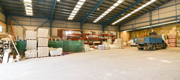 949m² Commercial property in Navalcarnero, Spain No. 111703 8