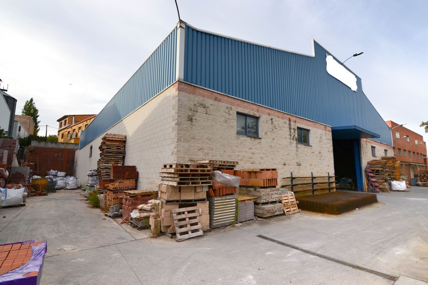 949m² Commercial property in Navalcarnero, Spain No. 111703