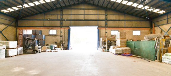 949m² Commercial property in Navalcarnero, Spain No. 111703 14