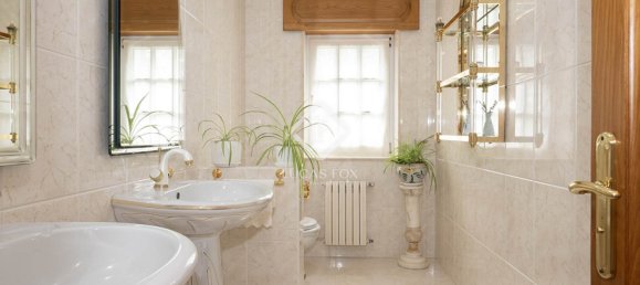 9 bedrooms Villa in A Coruna, Spain No. 47419 15